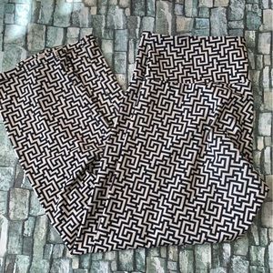 Onzie Geometric Print Crop Leggings Sz S/M